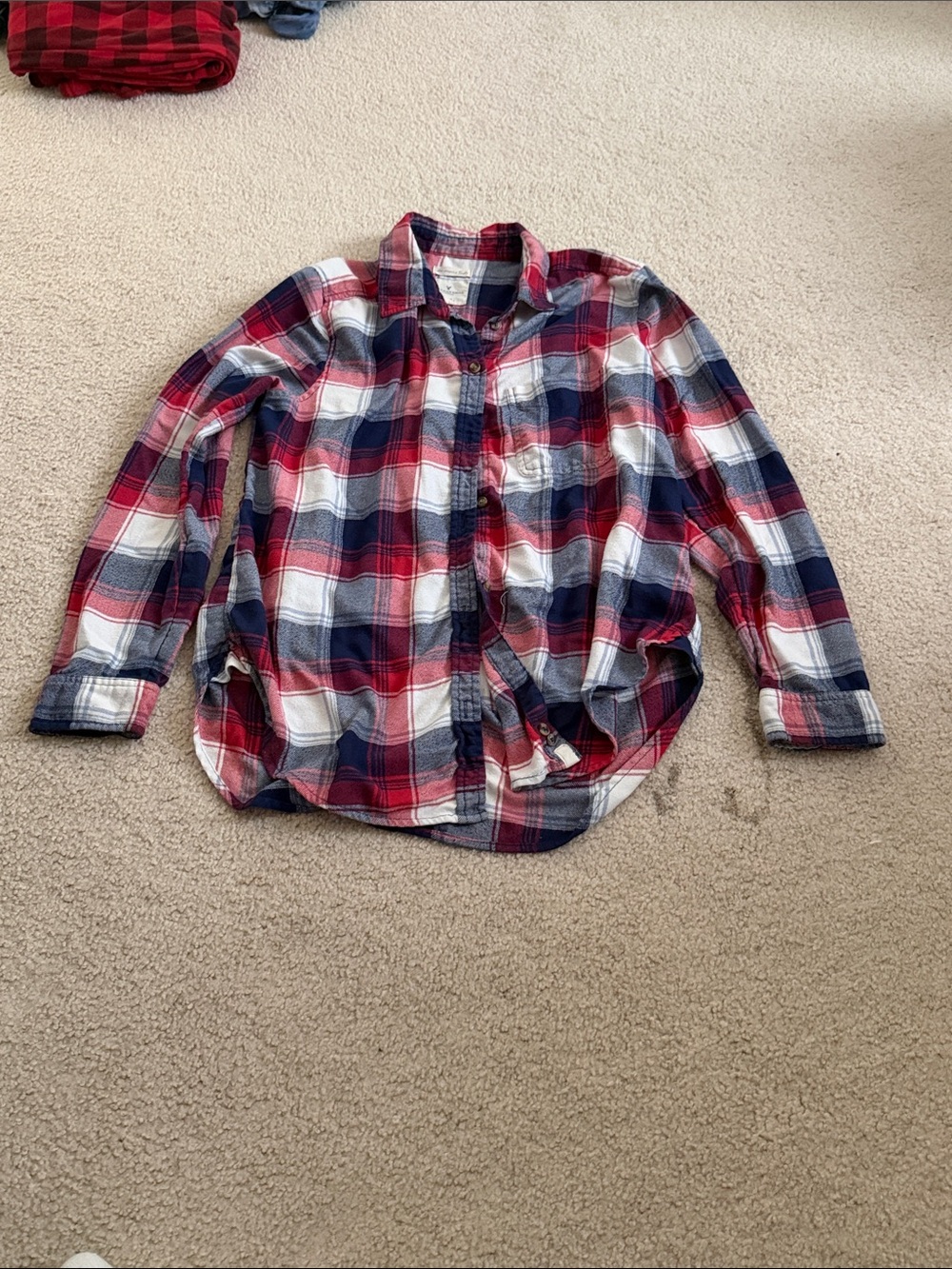 American Eagle Outfitters Red White and Navy Plaid Flannel Shirt